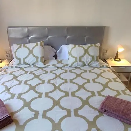 Apartamento Heated Pool,parking,air,wifi