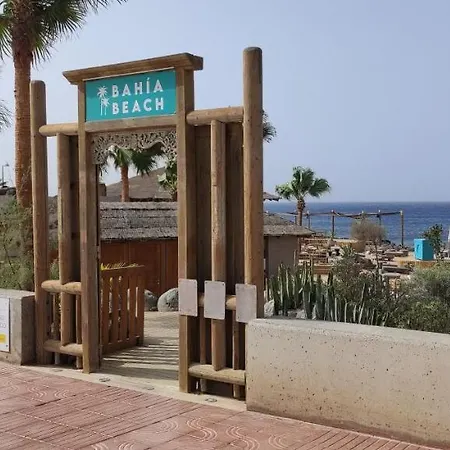Heated Pool,parking,air,wifi Palm-mar