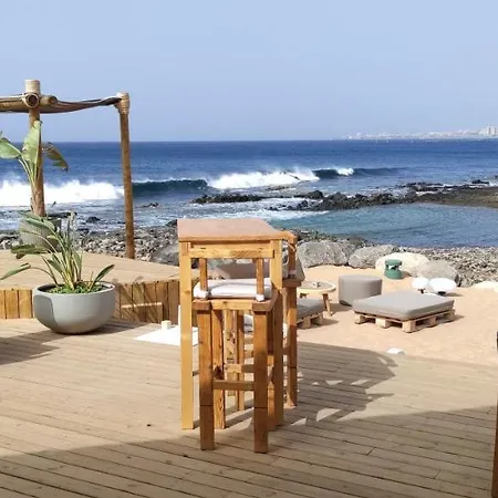 Heated Pool,parking,air,wifi * Palm-mar